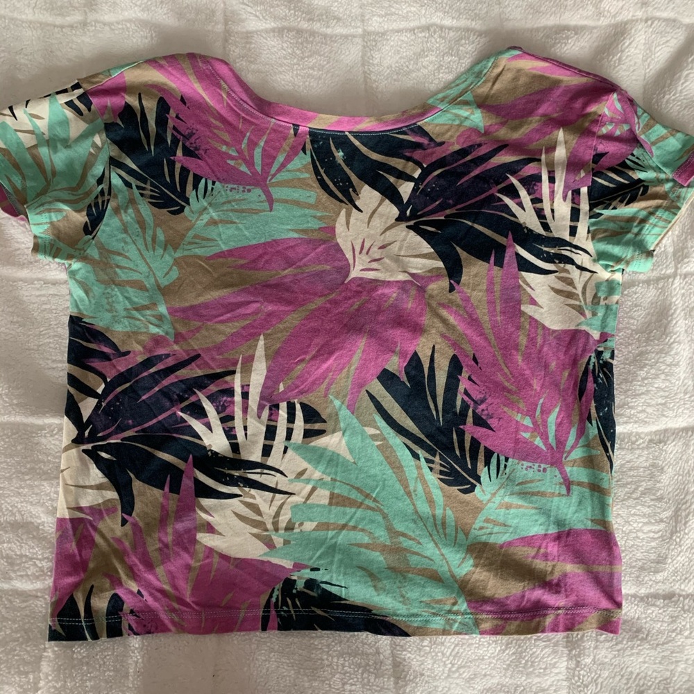 FOREVER 21 TEE